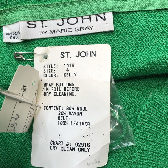 ST. JOHN Kelly Green Knit Wool Sheath Dress Size 4 Gold Buttons Vintage - Picture 11 of 11